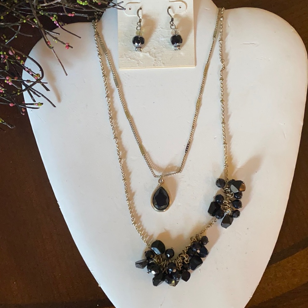 Necklace & Earring Set